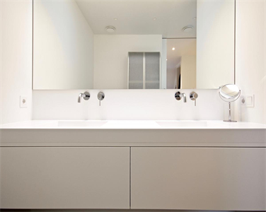 Simple Design High Quality Flat White Bathroom Vanity